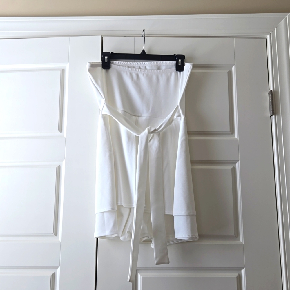 Halter romper - Picture 2 of 4